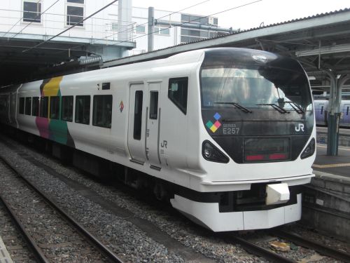 【JR東日本】 2011.08月 「E257系0番台 クハE256-1 “特急あずさ”:松本駅」