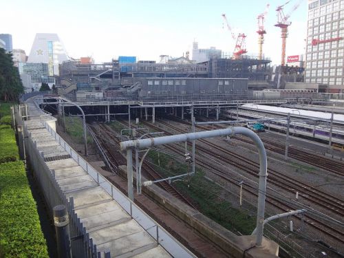 JR東日本　新宿駅　バスタ建設中の写真