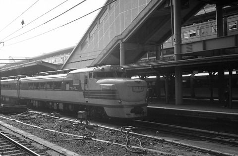 ７０年代初期の上野駅（25）