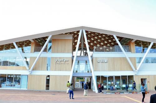 女川駅にて