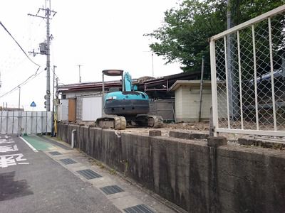 和泉鳥取駅バリアフリー化工事の様子（2017.5.9）