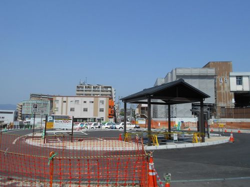 JR東郷駅北口の風景(24)―地形が変わった駅前