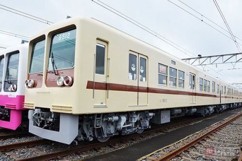 新京成最古参の電車が茶帯の旧「標準色」に　3日のイベントで初披露