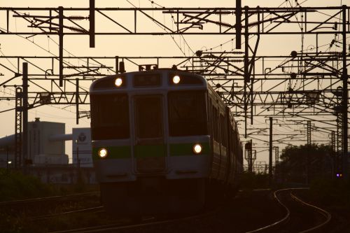 菊水カーブの夕練で電車　　2017/06/30