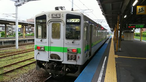 【北海道鈍行旅2017 ③】キハ143系気動車の普通列車苫小牧から室蘭へ