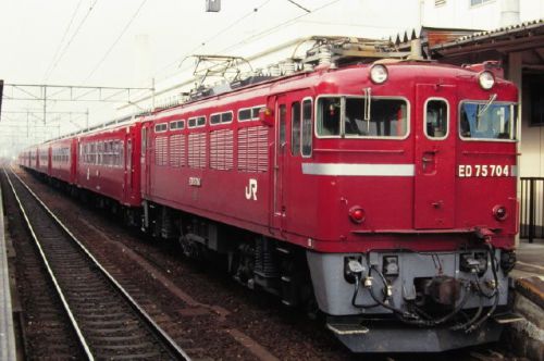 RED ＆ BLUE　東北本線の普通客車列車 　1994-08-02