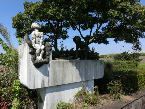 ニュー・旧日本煉瓦製造専用鉄道線（上敷免鉄道）跡。