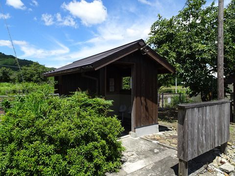 【2017/8/12-14　西日本の旅⑦】地福駅の汲み取りトイレと12系トイレ