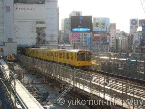 東京メトロで地下鉄開通90周年イベントがいろいろ実施。1000系特別仕様車と500形の揃い踏みも