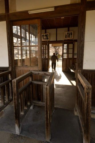 のたりと春 その14 美作滝尾駅① 陽だまり