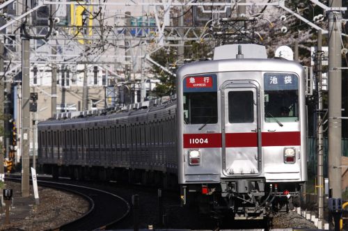 東武鉄道　11004F