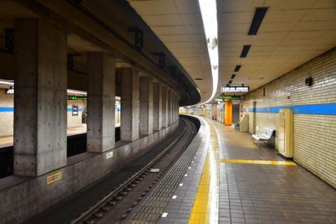 地下鉄鶴舞線で撮り鉄～3000系に会うための撮り鉄が・・・～