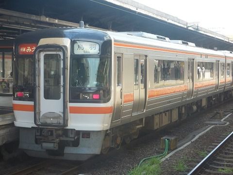 関西本線の快速・普通列車が偶数両編成に統一