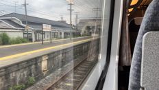 特急しらさぎ1号は関ヶ原駅手前で垂井線と並走になり関ヶ原駅を通過