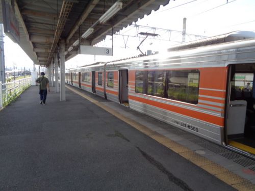 【激安】無料の普通列車グリーン車で帰る、熱海→北千住