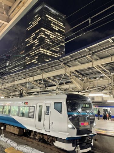 2022.8.10　東京駅にて　常磐線E231系デビュー20周年記念HM