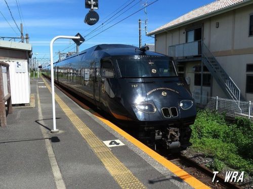 長崎本線湯江駅で36ぷらす3＆かもめ交換を撮る