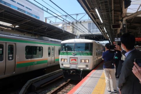 鉄道開業150年記念185系で行く貨物線の旅（横浜から新鶴見信号場）