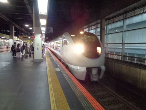 「北陸観光フリーきっぷ」で行く金沢→和倉サンダバと、のと鉄道