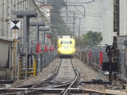 2017年10月の福岡旅行　7 新幹線博多総合車両所公開　その6　ドクターイエロー1