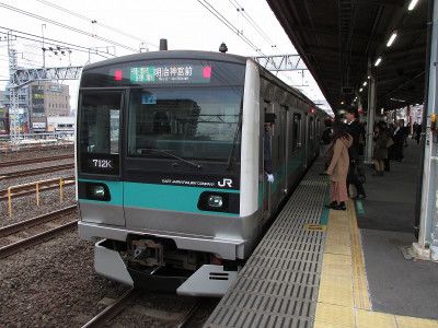 JR東日本E233系2000番台　JR東日本常磐線各駅停車明治神宮前行き