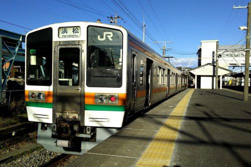東京→名古屋・大阪の長距離を青春18きっぷで快適に旅したい！ 旅情・車窓重視の中央本線ルートを紹介します！