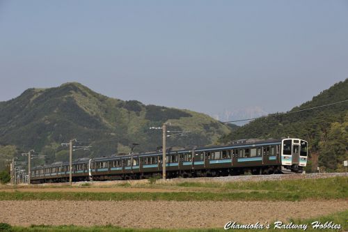 《鉄道写真》篠ノ井線で見る211系6両編成の普通列車