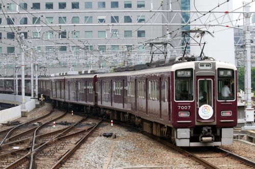 阪急神戸線 リニューアルが進む7000系