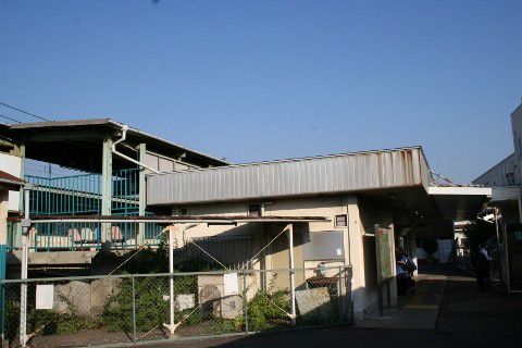 神戸電鉄　栄駅