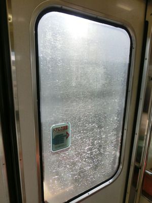 【JR東海への不満】 211系の窓ガラスが汚すぎる（静岡地区）