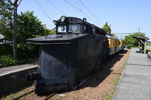 5月26日撮影　その7　新潟交通　旧月潟駅にて②