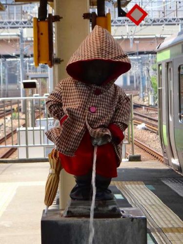 2018年6月_浜松町駅_小便小僧撮ってきた。