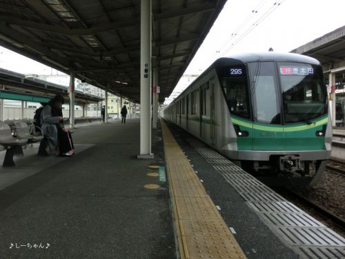 新・休日行きまーす！─ちょっぴり東京メトロ16000系電車。