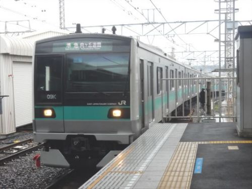 千代田線　JR東Ｅ２３３系２０００番台　4