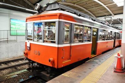 箱根登山電車モハ２形１０９号に乗りました