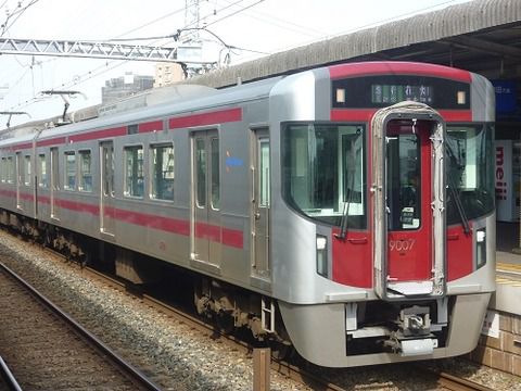 9000形化が進んだ天神大牟田線の急行列車