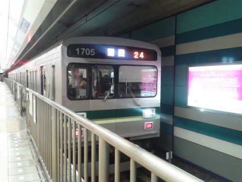 4586.分断された「目蒲線」の起点・多摩川駅地下ホーム