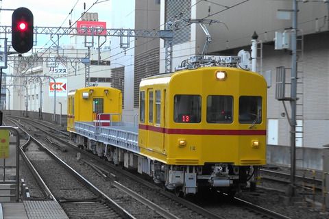 上大岡駅で元祖「黄色い電車」に遭遇