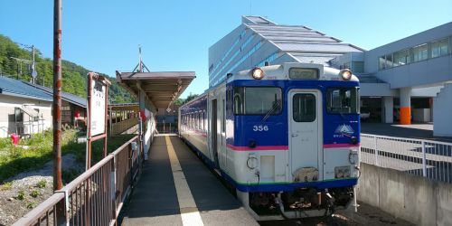 最後の夏・終焉迫る夕張駅を探訪 ☆ 駅を見下ろすホテルマウントレースイ【夏の北海道 ６】