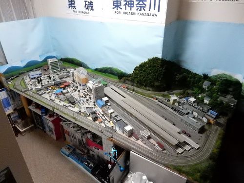 【ジオコレレイアウト製作記】新レイアウト 江ノ電和賀野駅付近の基礎工事を施行しています(^^ゞ