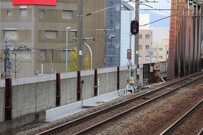 新札幌駅で信号機が倒れる～重大インシデントに認定へ