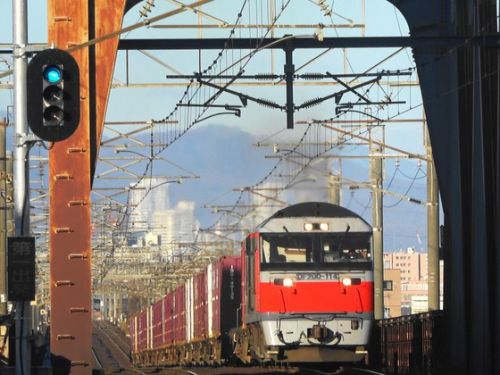 《一日散歩きっぷ》で乗り鉄し、新札幌駅で３０８４レを撮影