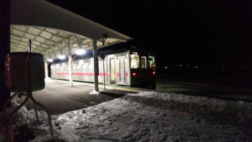 雪の夜の花咲線列車は大幅に遅延