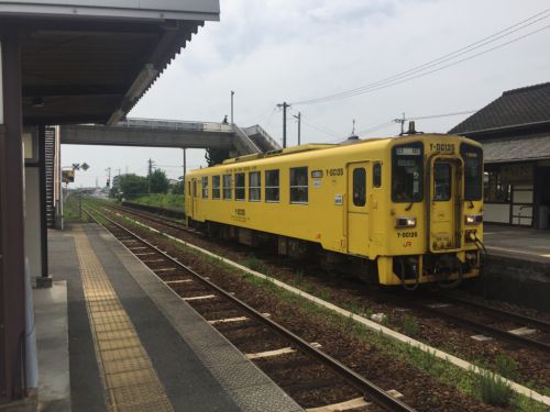 唐津線でイルミネーション列車を22日(土)～24日(月)に運行