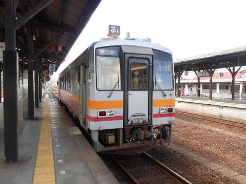 夏の１８切符の日帰り旅（５）・・津山駅～新見駅