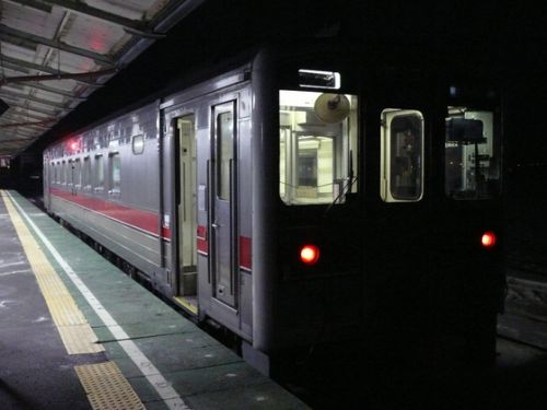 今朝の花咲線始発列車は所定のキハ54でした。