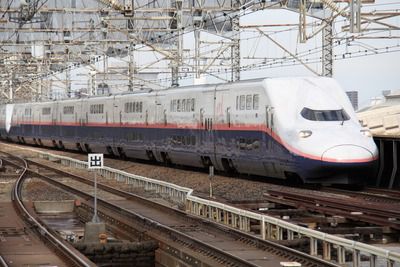 E4系新幹線～2階建て8両×2編成の大輸送力！　JR SKI SKIは通勤客の味方です！