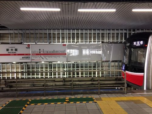 【御堂筋線】新大阪駅、サインシステムのリニューアルを開始