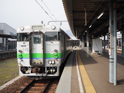 函館本線　仁山駅