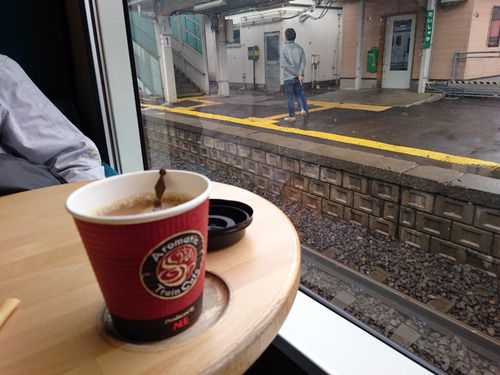 【JR東日本】新幹線・在来線特急列車の車内販売サービスの取扱品目の見直しを発表。ホットコーヒーの販売を終了（2019.7.1）